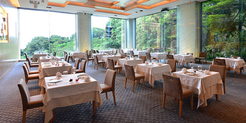French Restaurant CAMELLIA (Hotel Chinzanso Tokyo) PIC1